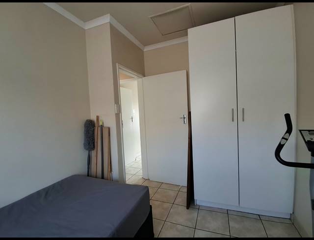 2 BEDROOM TOWNHOUSE FOR SALE IN VAALPARK